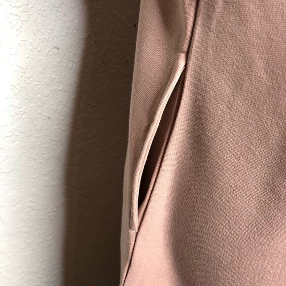 Tracy Negoshian Jada blush light pink sheath dress size Medium NWT - Picture 11 of 13